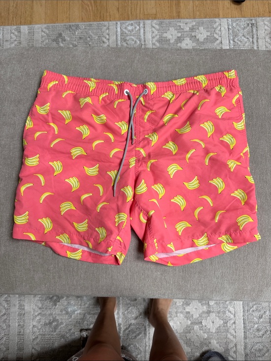 Maamgic Other - Coral Men's Swim Trunks with Yellow Banana Print
